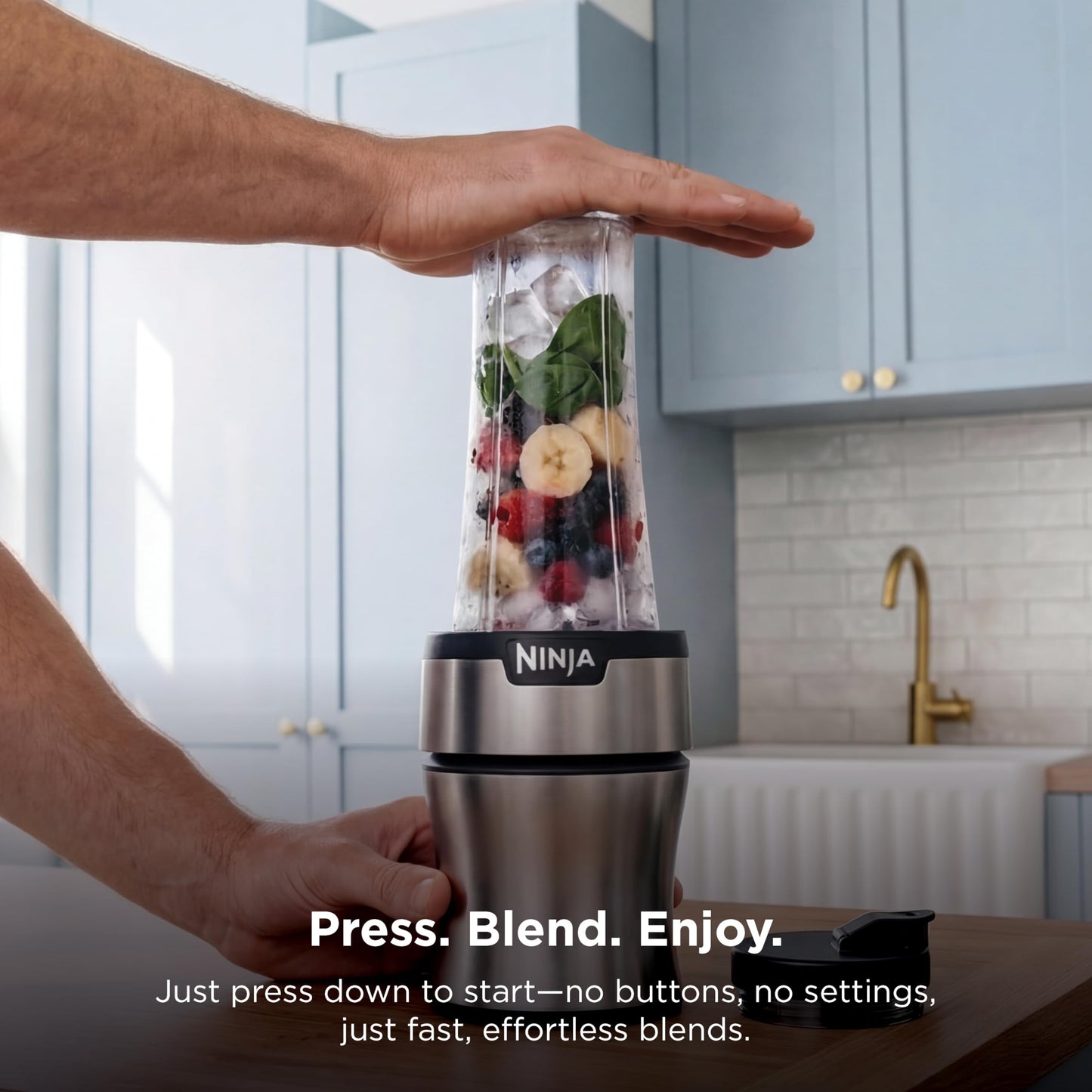 Compact Personal Blender with Single-Serve Cups